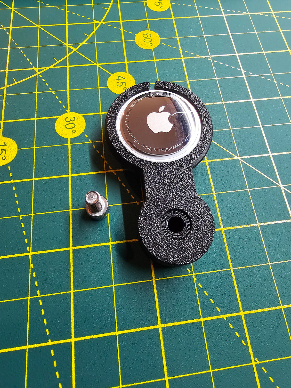 HF Apache 5800 Case AirTag Holder