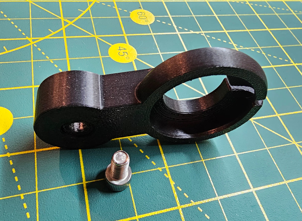 HF Apache 5800 Case AirTag Holder