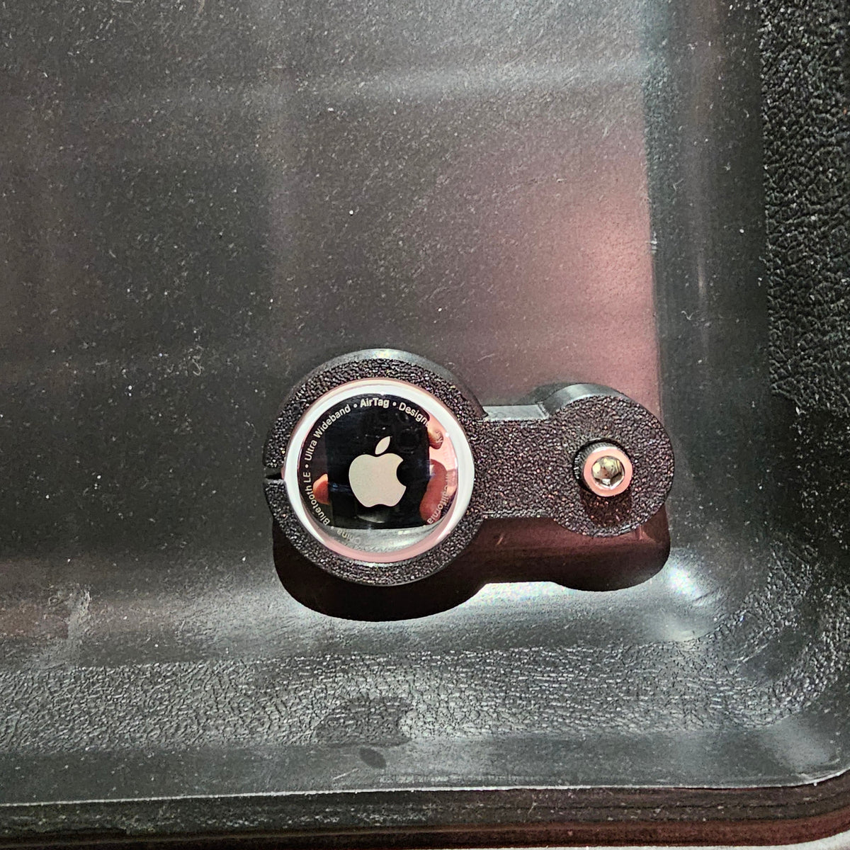 HF Apache 5800 Case AirTag Holder